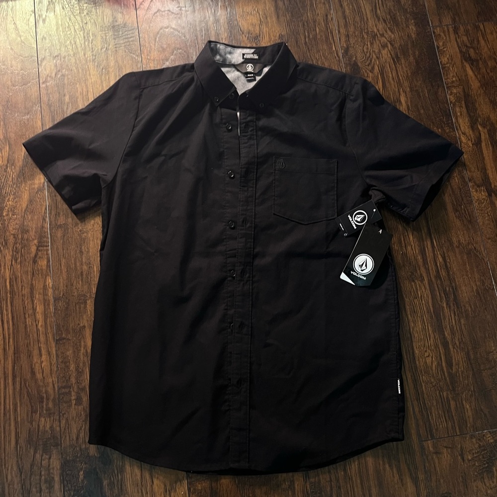 Black Volcom button up